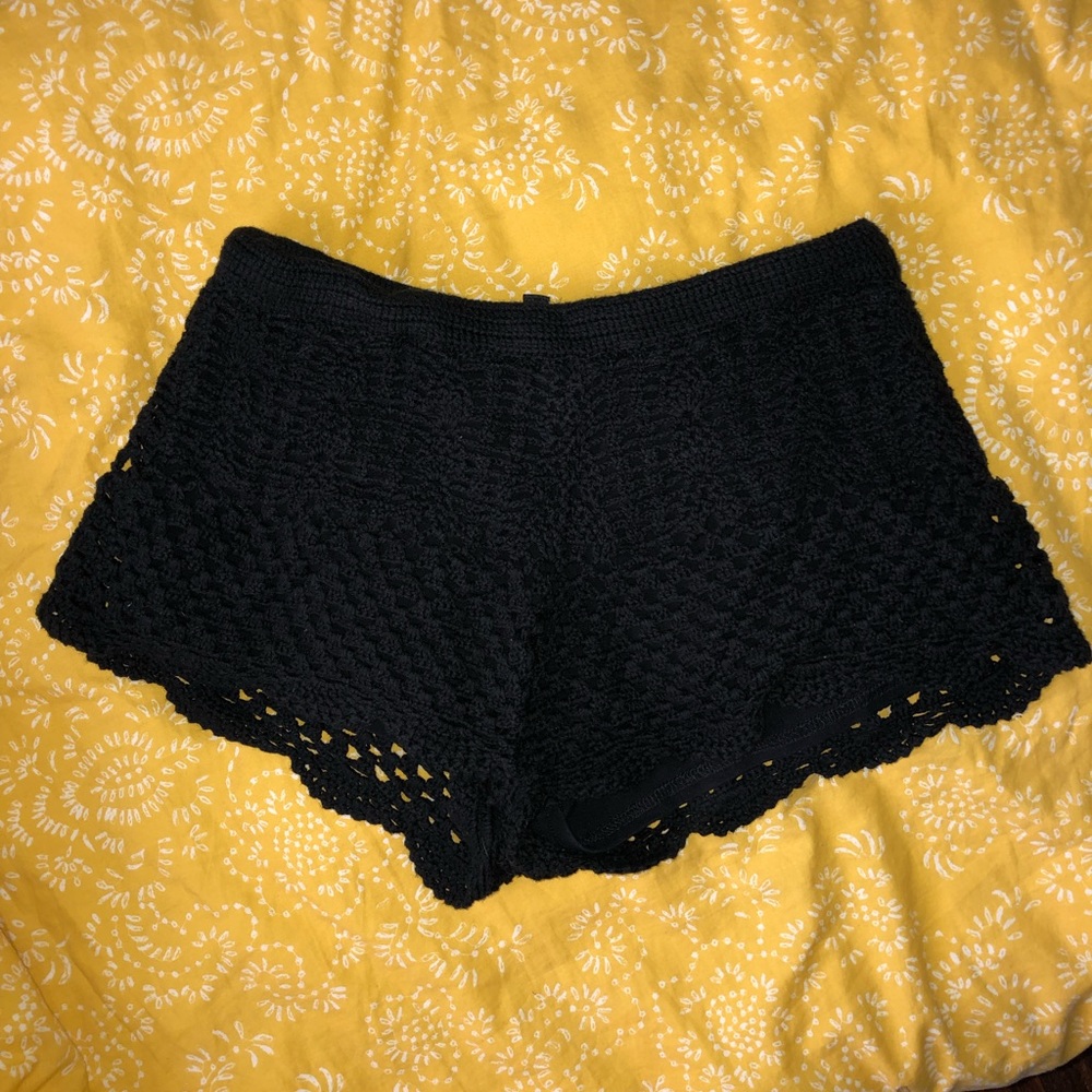 Black lace HM shorts